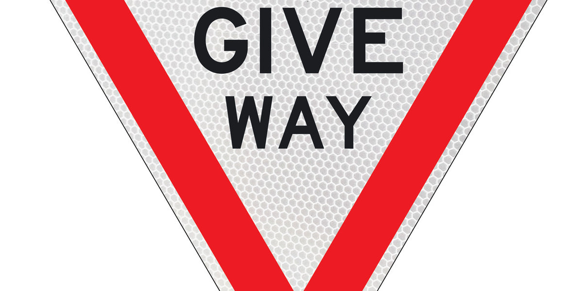 Sign GIVE WAY traffic Triangle Class 1 reflc Wht/Blk/Red - 750mm ALUM ...